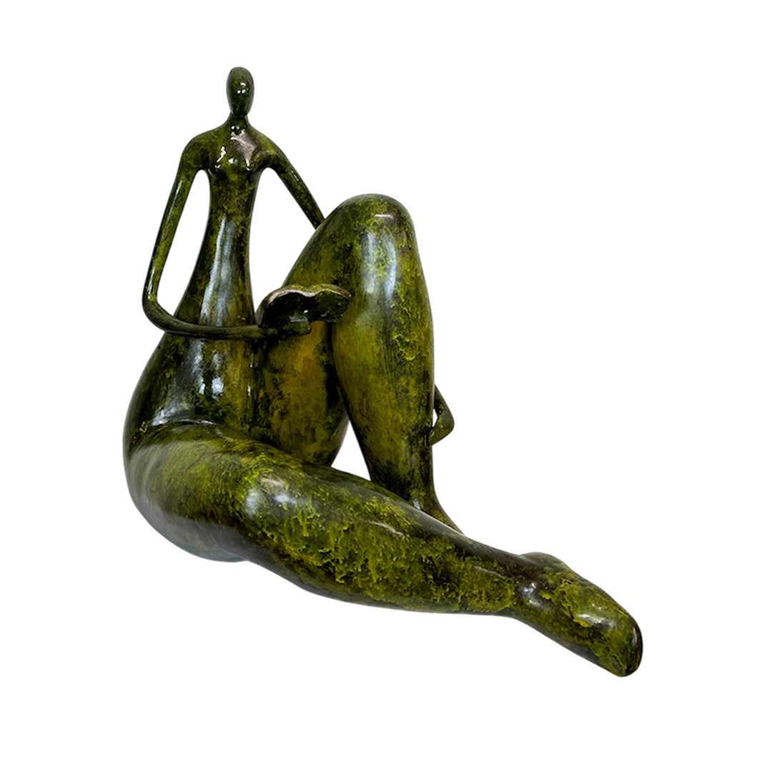 Bronze Skulptur die Leserin aus Massiver Bronze.